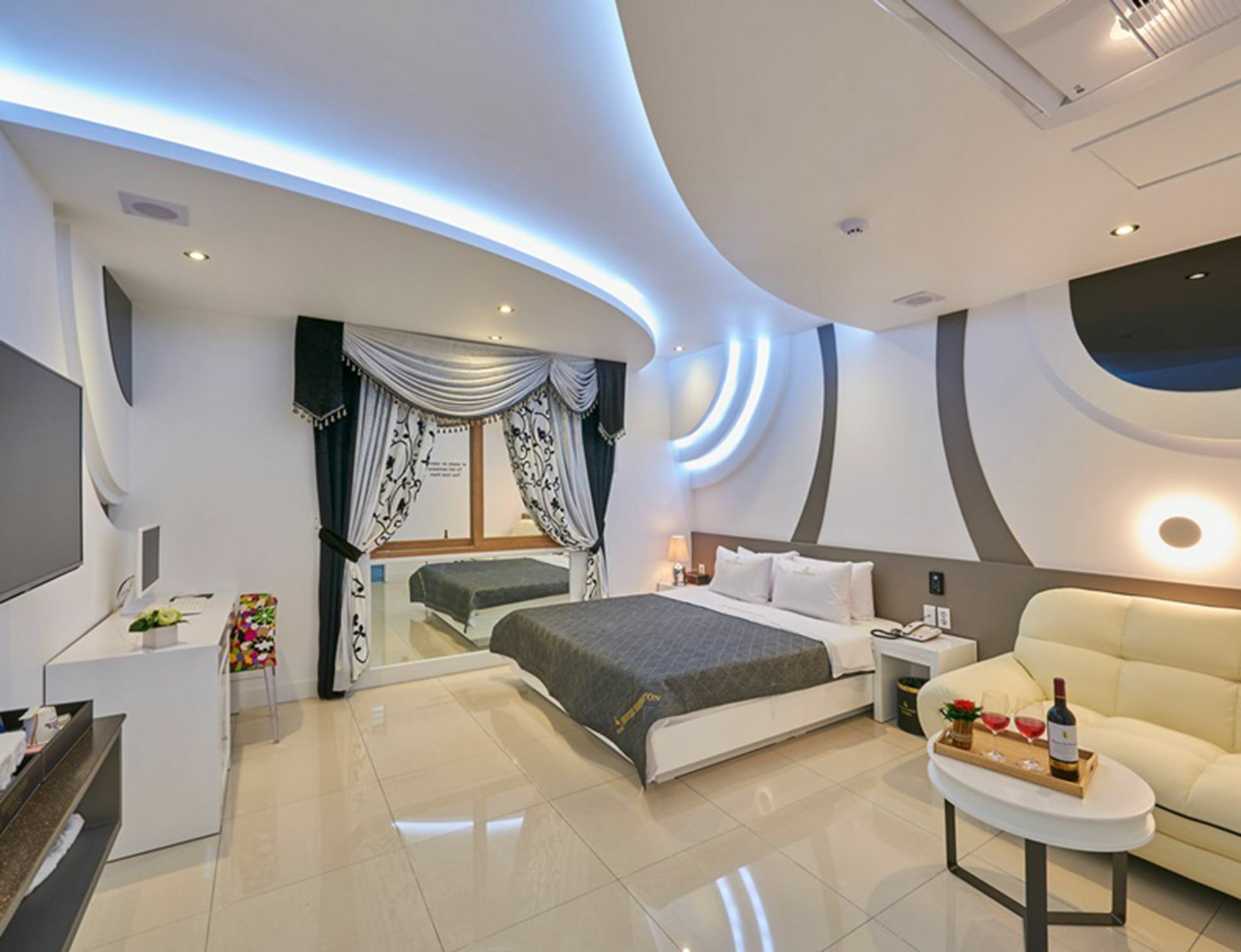 Shell Stone Yeosu Business Hotel Exterior photo